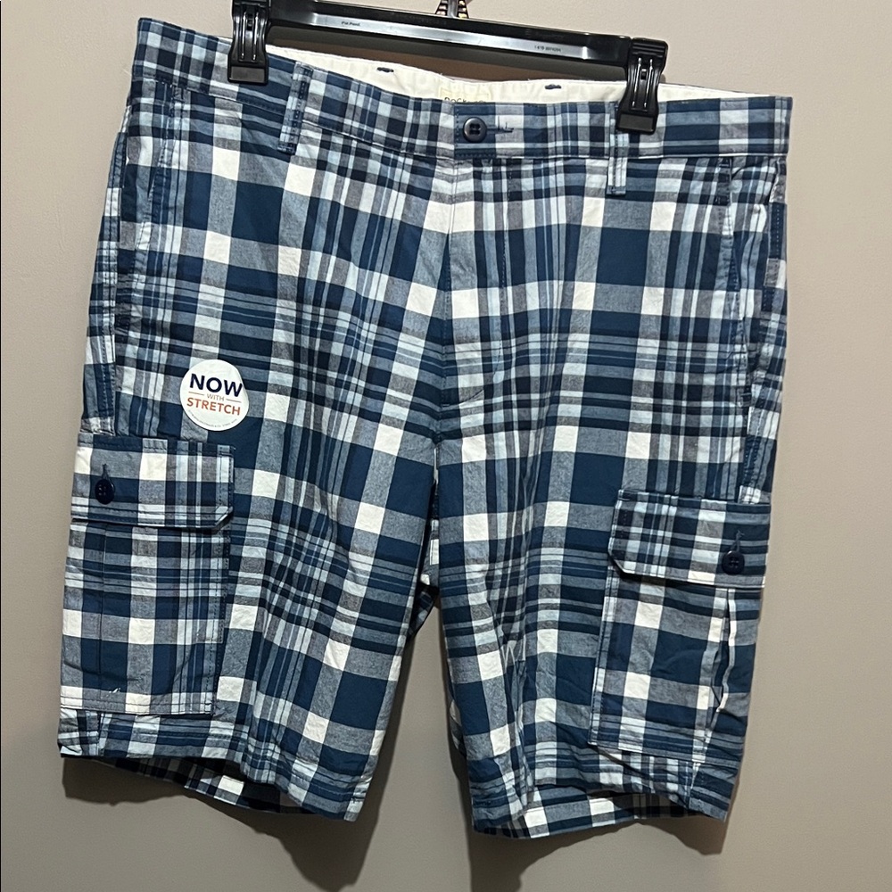 NWOT Dockers Blue and White Plaid Cargo Shorts